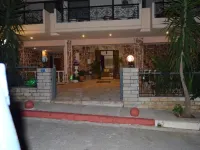 Apartments Zoumperi