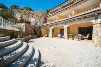LH Hotel Pozzo Sacro Hotels near Museo Etnografico