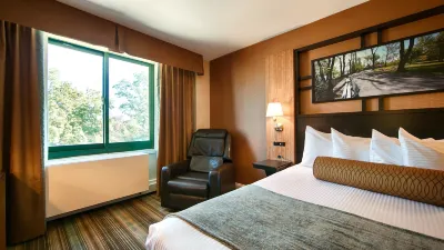Best Western Queens Gold Coast فنادق في Great Neck