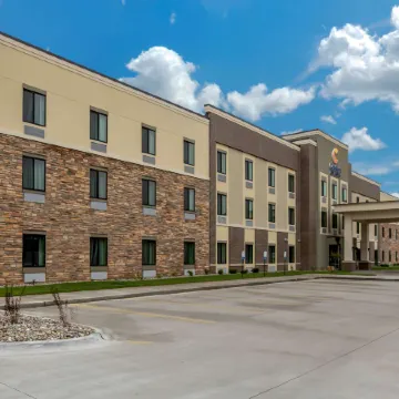 Comfort Inn and Suites Ames Near Isu Campus