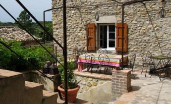 Le Mas des Tronquisses - Housity