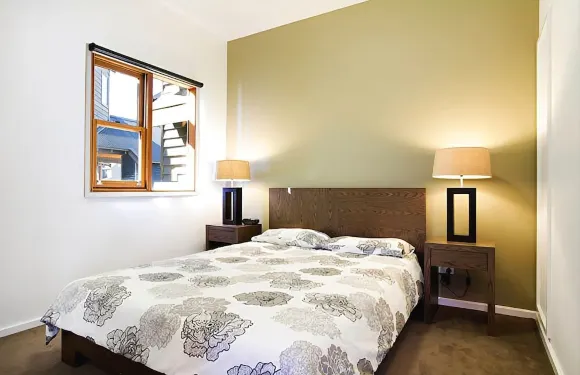 觸發站 2 號酒店