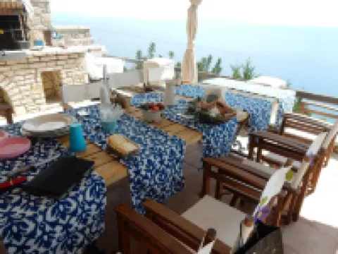 Apelon Tiritas Villas Hotels in Tiros