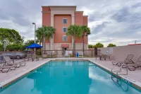 Hampton Inn & Suites Cape Coral/Fort Myers Area Hotels in Cape Coral