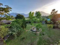 Tiger Paw Resort Hotels near Wenlock Downs 9th Mile Shooting Point
