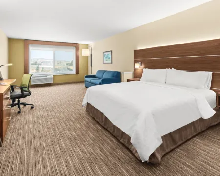 Holiday Inn Express & Suites WILLOWS by IHG Hotels in Willows