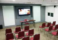 Monoloog Hotel Makassar