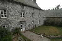 La Ferme de Moulhac Hotels in Saint-Chély-d'Aubrac