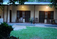 Dinstar Safari Lodge Udawalawa Hotels near Bodhimaluwa Temple