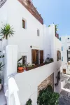 Arco Naxos Luxury Apartments