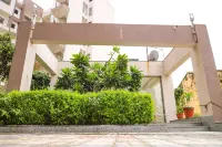 Hotel Shri Radha Nikunj Vrindavan Opposite Prem Mandir
