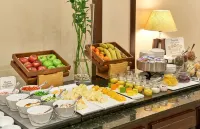 NH Collection Palacio Burgos - Bữa sáng