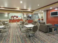 Holiday Inn Express & Suites BAKERSFIELD CENTRAL by IHG - breakfast