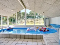 "Nina" - 700m to the Fjord Hotels in Storvorde