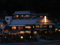 Ryokan Adumaya Hotels in Tanabe