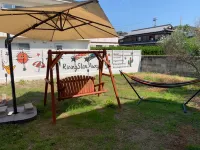 Rising Star Awaji HELLO KITTY APPLE HOUSE 주변 호텔