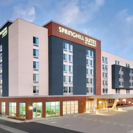SpringHill Suites Salt Lake City Sugar House Отели рядом с достопримечательностью «Сад Red Butte»