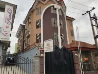 4th Apartments Hotel