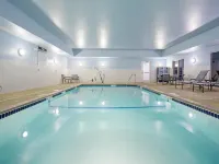 Holiday Inn Express & Suites Lincoln I - 80