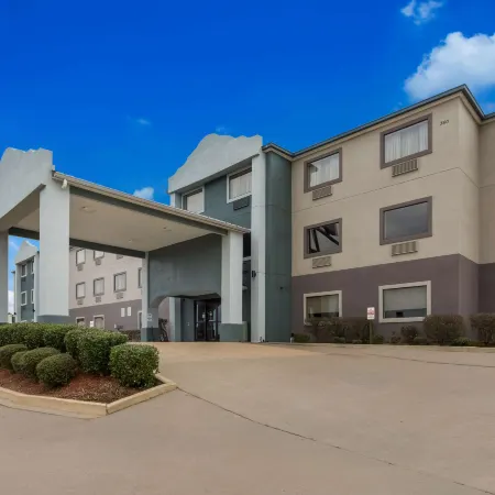 Quality Inn & Suites Pearl-Jackson