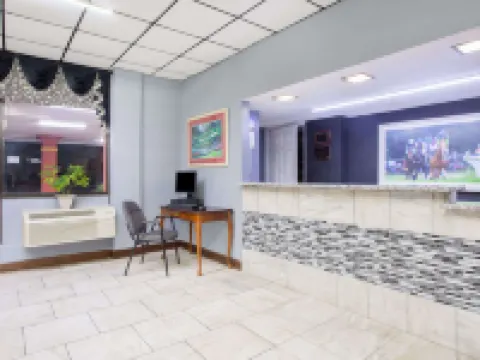 ไนท์สอินน์ เอเคน โรงแรมในเอเคน