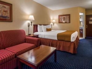 SureStay Plus Hotel by Best Western Chicago Lombard