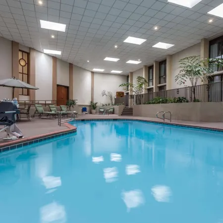 Wyndham Visalia