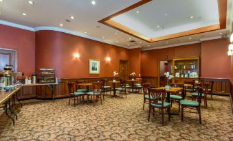 Chelsea Savoy Hotel