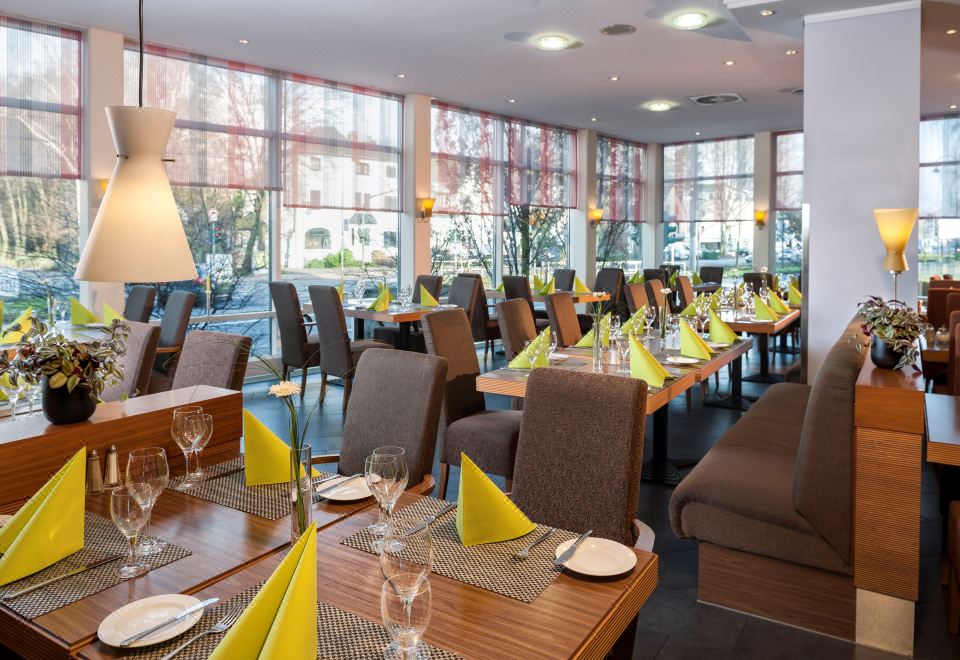 Dorint Hotel Koeln-Junkersdorf Over view