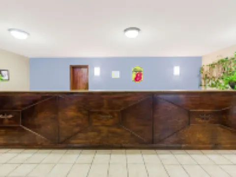 Super 8 by Wyndham Jonesboro Hotels in Jonesboro