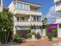 Cala Gabriel - parking