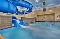 Holiday Inn Express & Suites Brookings Hotels in Brookings