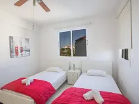 Apt. Faye, Beautiful 2Bdr Pernera Apartment