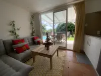 Villa (Low) Air-Conditioned Private Lagoon Pool and Garden Beach 15 Minutes Walk