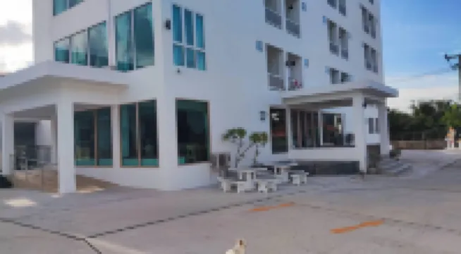 บ้านมะลิ สกลนคร โรงแรมใกล้วัดพะเนาว์