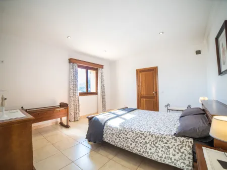 Son Trobat Отели рядом с достопримечательностью «Mallorca Fashion Outlet»