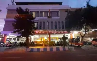Hotel Prasasti Pacitan Hôtels à : Pacitan