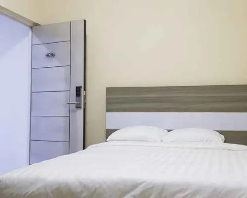 Crystal Inn Hotel di Bugulkidul