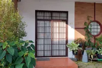 Villa Koji Lembang Hotels in Cisarua