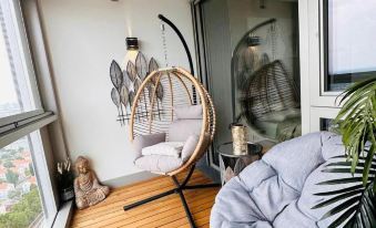 Green High-End Apartment Close to Metro/Uno-City + e-Parking, Pool, Gym, Sauna