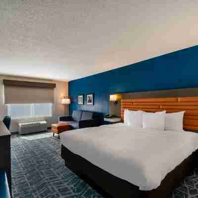 Comfort Inn Falls Church - Tysons Corner Rooms