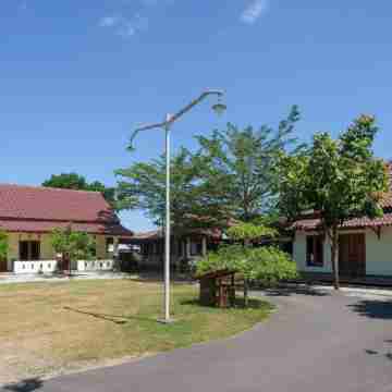 RedDoorz Syariah Near Alun Alun Wonosari Hotel Exterior