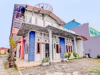 HOTEL CIWANGI Hotels in Cibening