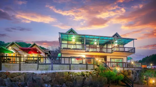 Gapyeong Gold Castle Pension Hotels in Gapyeong-gun