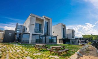 Yeosu Wellstay Pool Villa