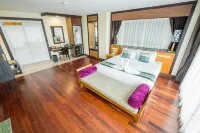 Landmark Nakhonphanom Hotel Hotels in Ban Phueng