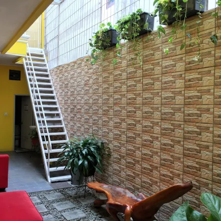 Cendana Mulia Hostel Bogor