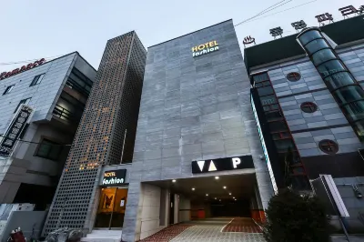 Gongju Hotel Fashion 鄰近國立公州大學的酒店