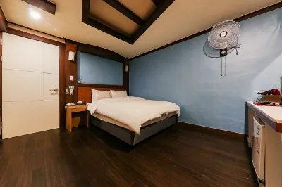 Cheongju Bungmunro Time Hotels in 