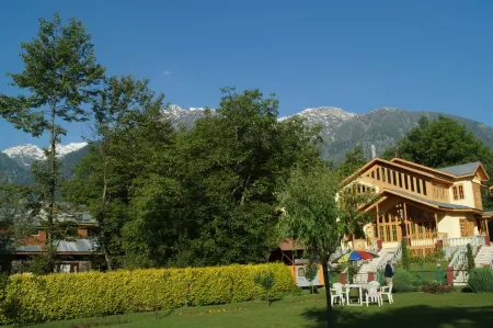 Valley View Resorts Отели в г. Pahalgam